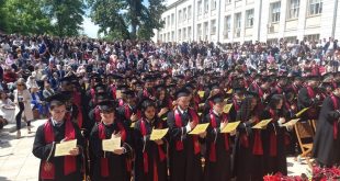 122 млади чуждестранни лекари от 19 държави получиха дипломи в Медицинския университет в Плевен с тържествен ритуал и шествие в атмосфера на празнично вълнение