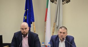 Кметът на Плевен представя отчет за първата година от мандата си пред Общинския съвет днес