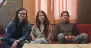 Плевенският театър „Иван Радоев“ представя „Олеанна“ на Дейвид Мамет като провокативен диалог с публиката