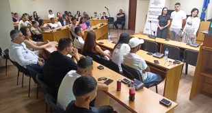 Младежи от Плевен обсъдиха идеи за зелено бъдеще и участие в екоинициативи по време на събитие за опазване на природата