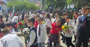 Плевен отбеляза Деня на Ботев с тържествена церемония и почит към героите на България