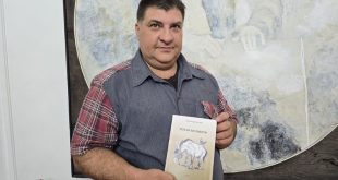 Свилен Димитров представи новата си книга „Селски му работи“ в Плевен с автобиографични хумористични разкази
