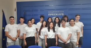 Третото издание на Младежкия фестивал на изкуствата „Цветовете на Плевен“ преобразява центъра в отворена сцена за творчество тази събота