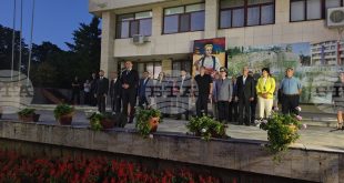 Президентът Румен Радев чества рождението на Апостола на свободата и 80 години от обявяването на Левски за град в тържествена церемония