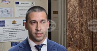 Премиерът Желязков постави двуседмичен ултиматум на областния управител на Плевен за решаване на водната криза, Абрашев готов да подаде оставка при поискване