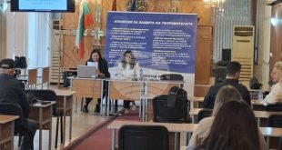 Започва обратното броене за въвеждането на еврото: левът ще бъде в обращение до 31 януари 2026 година, след което плащанията ще се извършват само в евро, обявиха на информационна среща в Червен бряг