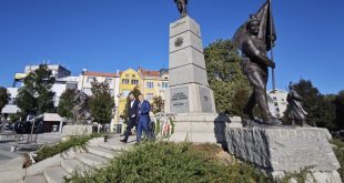 Плевен почете 107 години от Дойранската епопея с венци и цветя в памет на героите