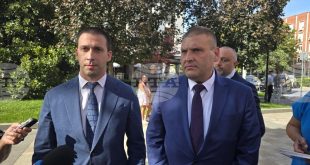 Президентът Румен Радев получи информация за мерките срещу водната криза в Плевен от кмета и областния управител на среща в Общината