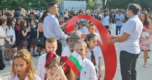 Първият учебен ден в област Плевен: 103 училища отварят врати с ремонтни дейности и осигурена питейна вода за всички учебни заведения