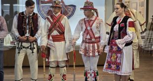 Културен мост между България и Румъния: Уъркшоп в Плевен обединява народно облекло и танци от двете страни