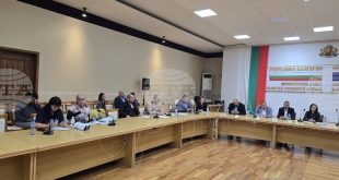 Обсъдиха изхода от водната криза в Плевен на открита среща с граждански организации и институции