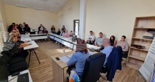 Обширна информационна кампания за въвеждане на еврото обхвана шест български града, разяснявайки основните етапи и правила за прехода към новата валута.