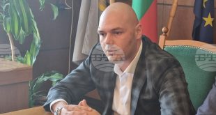 Новоизбраният заместник-кмет на Плевен Христо Кочев поставя проблемите с водата като водещ приоритет в първия си ден на длъжност