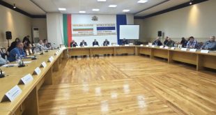 Община Плевен докладва пред областния кризисен щаб за напредъка на водните проекти: реконструкции и нови обществени поръчки за водоснабдителната мрежа