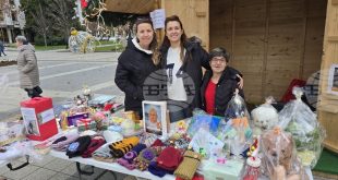 Благотворителен базар в коледното градче на Плевен събира средства за животоспасяваща рехабилитация на Симона Цветанова