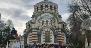 Плевен отбеляза 148 години от освобождението си с паметен ритуал и културни събития на площад „Възраждане“