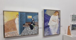 Плевенските художници откриха традиционната коледна изложба с близо 100 творби в Арт центъра на Градската градина