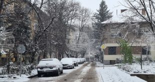 Пътната обстановка в Плевен: Улиците проходими, без сериозни инциденти или заледявания след снеговалежа