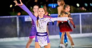 Фееричен леден спектакъл на клуб „Ледени искри“ зарадва Плевен в празничната програма на града