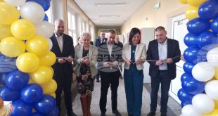 В Математическата гимназия „Гео Милев“ – Плевен откриха STEM център на стойност 180 000 евро по Националния план за възстановяване и устойчивост, обхващащ направленията „Природни науки“ и „Математика и информатика“