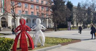 Започва подаването на заявления за продажба на мартеници в Плевен: определени са 90 места в централната част на града