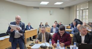 Общинският съвет в Плевен свали три точки от дневния ред и отложи план-сметката за такса смет за 2026 г.