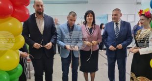 Откриване на иновативен STEM център в Професионалната гимназия по туризъм „Алеко Константинов“ в Плевен: модерни лаборатории по природни науки и математика стимулират креативността и критичното мислене у учениците