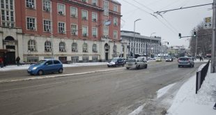 Пътищата в Плевен проходими при зимни условия, снегопочистващите фирми въвеждат мерки срещу заледявания