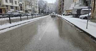 Пътищата в Плевен проходими при зимни условия, снегопочистващите фирми действат активно, тролейбусният транспорт без проблеми