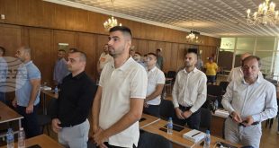 С минута мълчание за загиналия бивш кмет Цветан Костадинов започва заседанието на Общинския съвет в Червен бряг