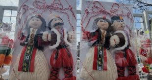 Започна традиционният мартенски базар в Плевен с 90 места за търговци и нови модели мартеници с Пижо и Пенда и Баба Марта до 3 март