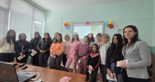 Онкохирурзи от УМБАЛ „Д-р Георги Странски“ и БАПЗГ започнаха кампания в плевенски училища за превенция и ранно откриване на рака сред тийнейджъри