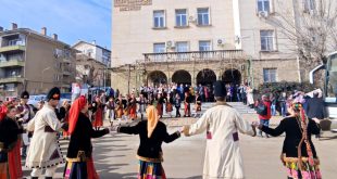 Плевен отбеляза Трифон Зарезан с ритуално зарязване на лозите и дегустация на вино в Института по лозарство и винарство в местността Томовското