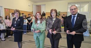 В СУ Анастасия Димитрова в Плевен откриха STEM център за 181 799 лв. с 3D технологии и високотехнологични кабинети