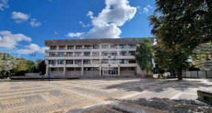 Общинският съвет в Левски одобри премахване на опасна сграда за строеж на музей „Георги Парцалев“ с държавно финансиране