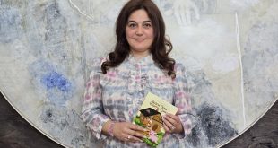 Александра Георгиева представи в Плевен дебютната си книга с приказки Бони Бон – торта с ром