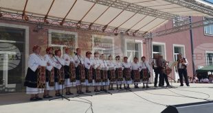 Левски посреща 12-ото издание на фолклорния фестивал Гергьовски люлки на 1 май с над 900 участници и повече от 100 изпълнения