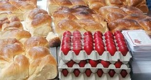 Община Гулянци раздаде 700 великденски пакета на възрастни, самотно живеещи и нуждаещи се хора