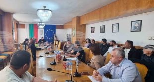 Открита среща в Левски постави на дневен ред нерегламентираните сметища, хаотичното паркиране и електрическите тротинетки, ще искат повече полицейски патрули