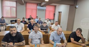 Общинският съвет в Кнежа единодушно прие отчетите на общинските дружества, одобри продажби на терени и даде име на стадиона „Илия Вълов“