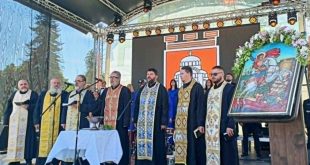 Плевен отбеляза 15 май с нов почетен гражданин Петко Цолов и празнични ритуали на пл. „Възраждане“