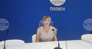 Над 40 години химнът на Иновативното ОУ „Д-р Петър Берон“ в Плевен звучи на всички училищни празници и ритуали