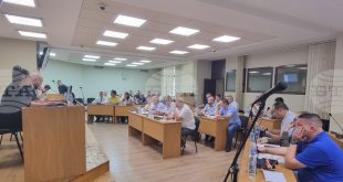 Общинският съвет в Плевен гласува промени за Жилфонд, транспортните правила и бюджета за 2026 г. на заседание с 40 точки