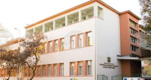 Ученици от НУИ Панайот Пипков организират театрален празник в Плевен на 30 юни, в деня на откриването на фестивала Шарено петле