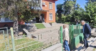Кметът д-р Валентин Христов и ректорът проф. д-р Димитър Димитров обсъдиха изнесено обучение на УНСС в Плевен