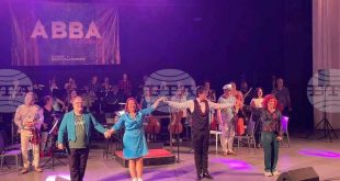 Плевенската филхармония тръгва на лятно турне ABBA Symphonie 2026 с Люси Дяковска и Милица Гладнишка под диригентството на Найден Тодоров