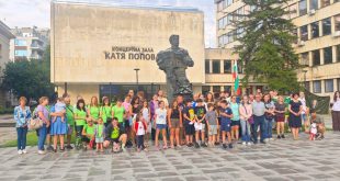 Рекорден интерес към похода По стъпките на Апостола: 282 участници тръгнаха от Плевен към Карлово за 32-ри път