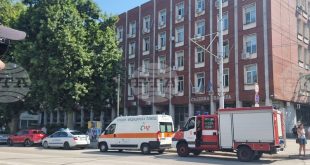 Сигнали за бомби в прокуратурата и болница в Плевен, Съдебната палата е евакуирана и затворена до 13:00 часа