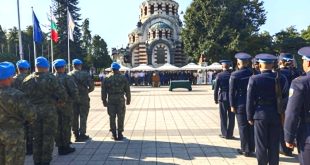 52 курсанти от 75-и випуск на ВВВУ Георги Бенковски получиха първи офицерски звания в Плевен