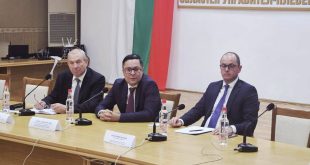 Александър Пулев обсъди с бизнеса и областния управител на Плевен мерки за инвестиции и развитие на региона